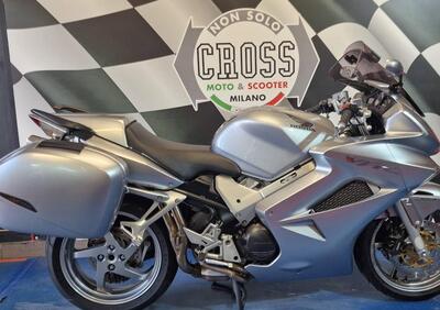 Honda VFR 800 (2006 - 13) - Annuncio 9770261