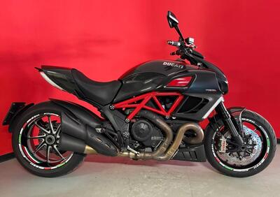 Ducati Diavel 1200 Carbon (2010 - 13) - Annuncio 9773912