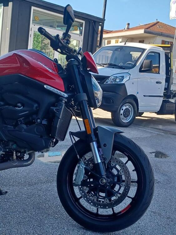 Ducati Monster 937 (2021 - 25) Usata