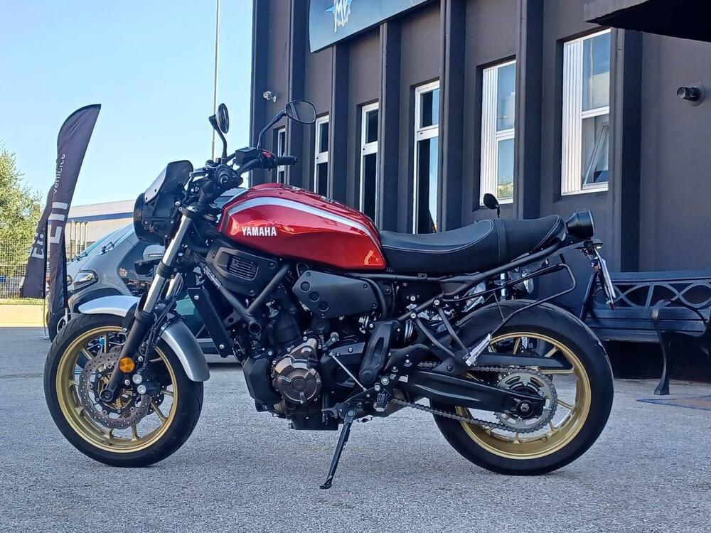 Yamaha XSR 700 ABS (2016 - 20) Usata
