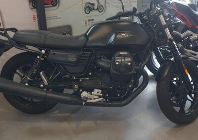 Moto Guzzi V7 III Stone Night Pack (2019 - 20) - Annuncio 9778956