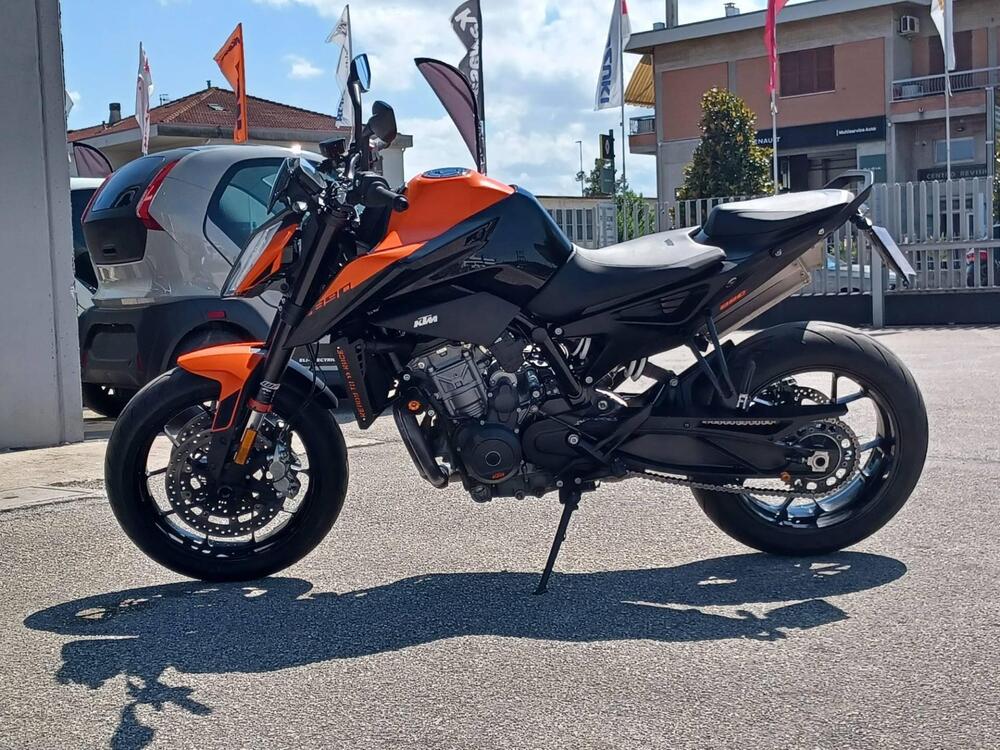 KTM 890 Duke (2021 - 23) Usata