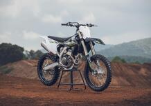 Triumph TF 250-X 2026: interventi mirati per la piccola MX2 di Hinckley