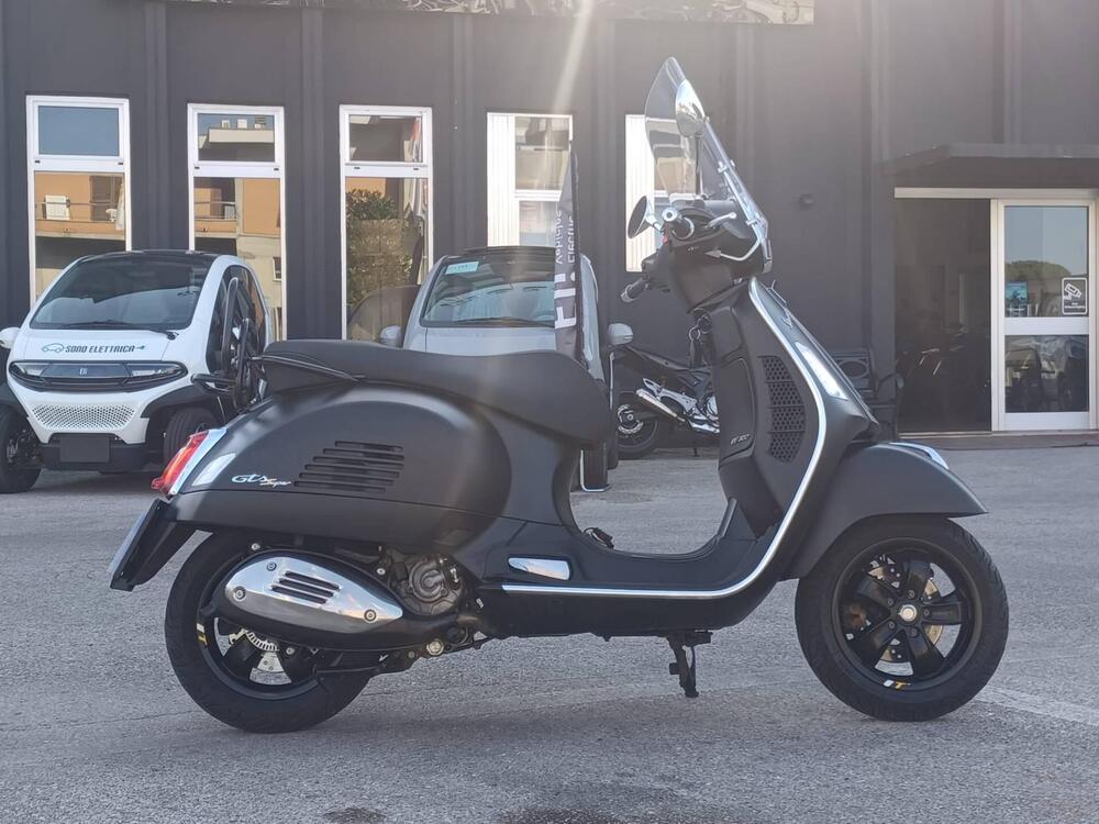 Vespa GTS 300 Supertech Hpe (2021 - 22) Usata