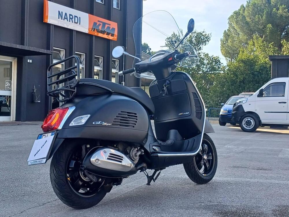 Vespa GTS 300 Supertech Hpe (2021 - 22) Usata