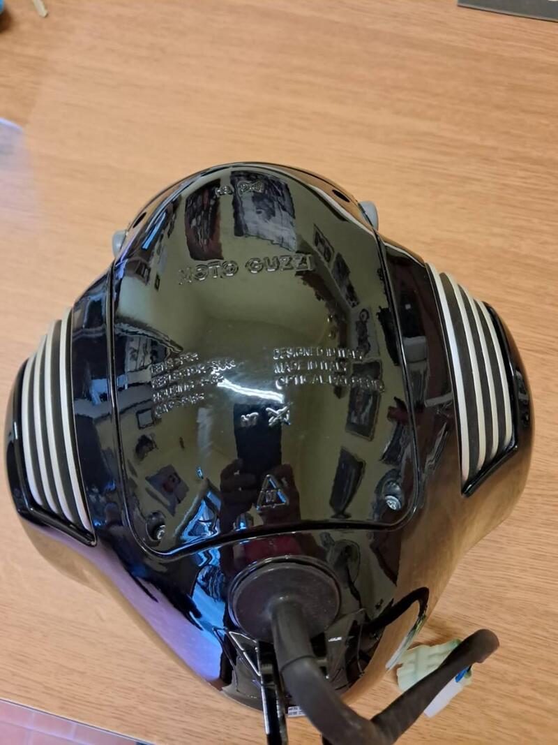 fanale 1400 CALIFORNIA/ ELDORADO Moto Guzzi (2)