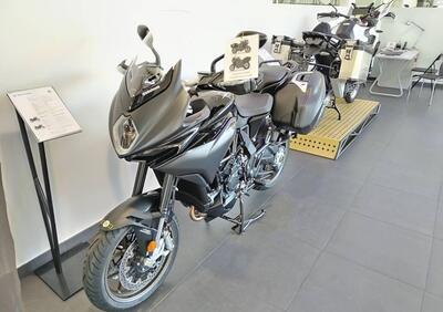 MV Agusta Turismo Veloce 800 Lusso SCS (2021 - 25) - Annuncio 9780850