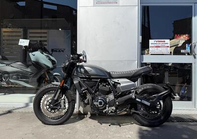 Ducati Scrambler 800 Night Shift (2021 - 22) - Annuncio 9782417