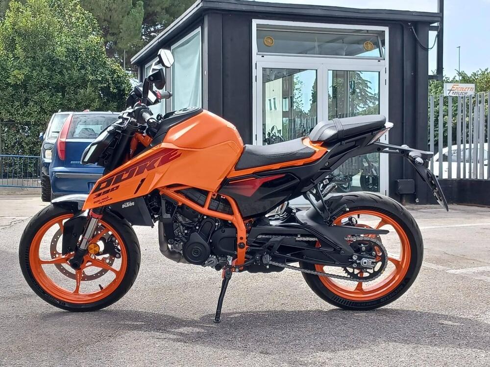 KTM 390 Duke (2024 - 25) Usata