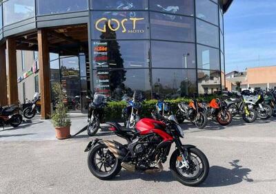 MV Agusta Dragster 800 R (2023 - 25) - Annuncio 9788348