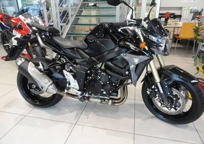 Suzuki GSR 750 (2010 - 15) - Annuncio 9789490