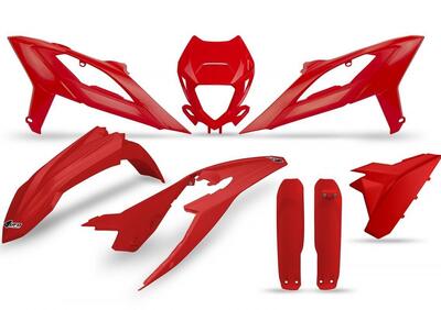 Kit plastiche completo Ufo con portafaro per BetaR  - Annuncio 8976458