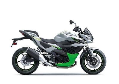 Kawasaki Z7 Hybrid (2024 - 25) - Annuncio 9793323