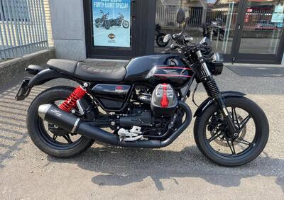 Moto Guzzi V7 Stone (2021 - 24) - Annuncio 9798759