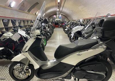 Piaggio Beverly 350 ABS (2016 - 20) - Annuncio 9799381