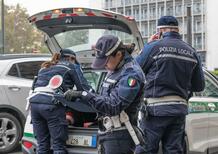 Genova, beccato in moto mentre usa la patente del gemello: bluff smascherato dalla polizia