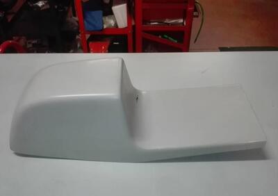 CODONE IN VETRORESINA PER MOTO ANNI 70 - Annuncio 9802422