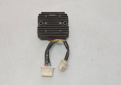 REGOLATORE DI TENSIONE HONDA VF750C RC07 - Annuncio 9802872