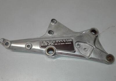 SUPPORTO PEDANA DESTRA HONDA CBX 1000 - Annuncio 9803262