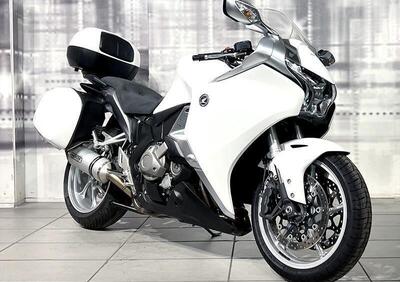 Honda VFR 1200 F ABS (2009 - 16) - Annuncio 9616444