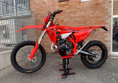 Betamotor RR X-PRO 300 2T Enduro (2026) - Annuncio 9806582