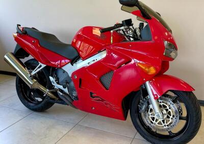 Honda VFR 800 (2002 - 05) - Annuncio 9455506