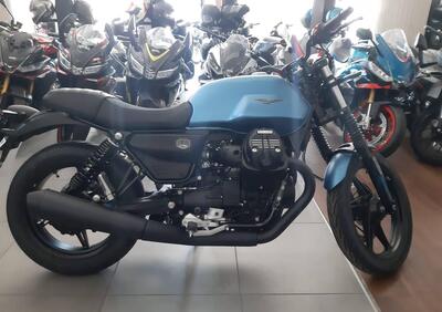 Moto Guzzi V7 Stone (2025) - Annuncio 9807357