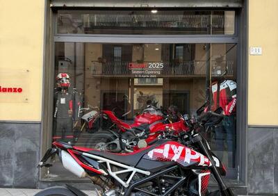 Ducati Hypermotard 950 RVE (2022 - 25) - Annuncio 9808319