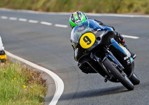 Classic TT 2025: la Historic Senior va a Browne! McGuinness si ritira per una foratura 