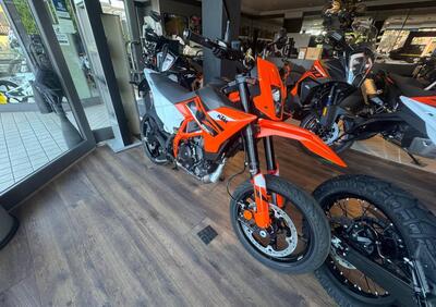KTM 125 SMC R (2025) - Annuncio 9809561