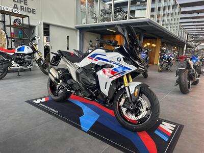 Bmw R 1300 RS (2026) nuova