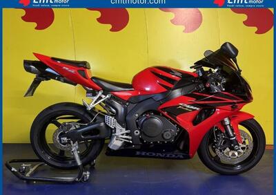 Honda CBR 1000 RR Fireblade (2006 - 07) - Annuncio 9817133