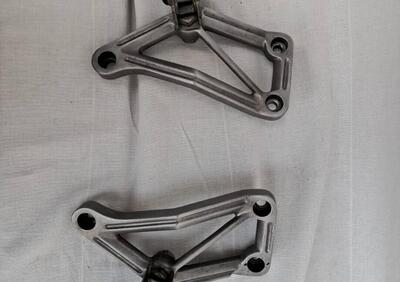 PEDANE E SUPPORTI POSTERIORI V7 RACER MOTO GUZ Moto Guzzi - Annuncio 9818062