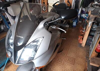 Honda VFR 800 (2002 - 05) - Annuncio 9822999