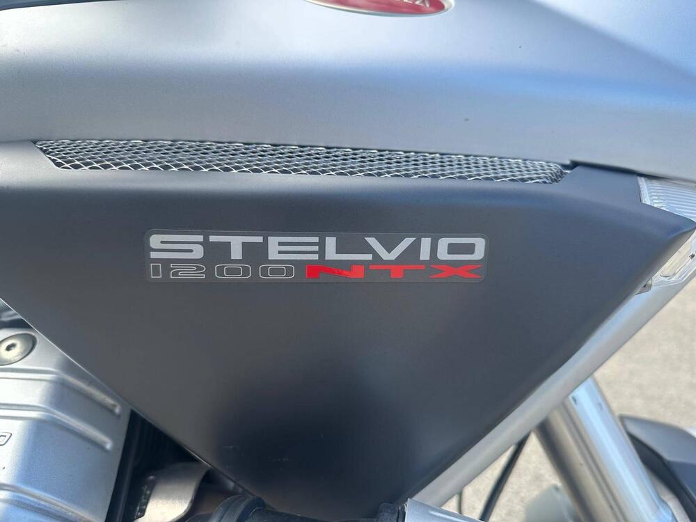 Moto Guzzi Stelvio 1200 NTX (2009 - 10) Usata