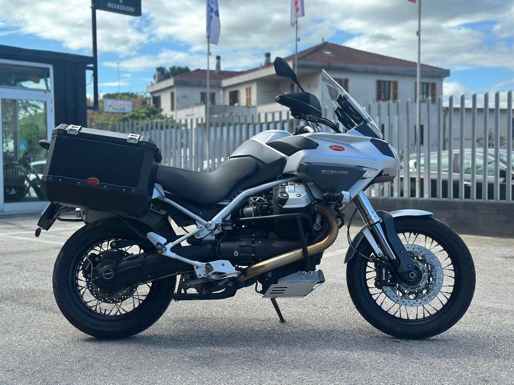 Moto Guzzi Stelvio 1200 NTX (2009 - 10) Usata