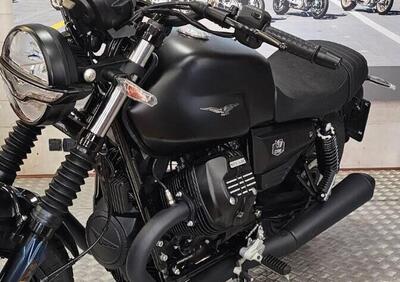 Moto Guzzi V7 Stone (2021 - 24) - Annuncio 9824740