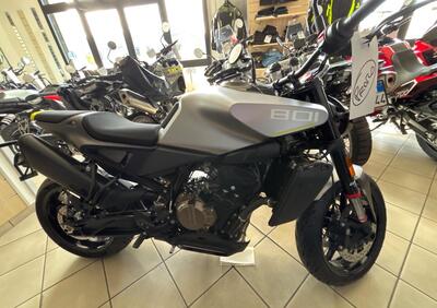 Husqvarna Svartpilen 801 (2024 - 25) - Annuncio 9829708