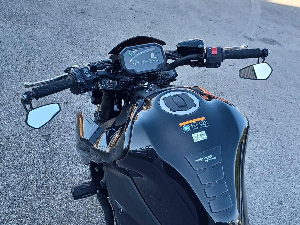 Kawasaki Z 900 (2021 - 24) Usata