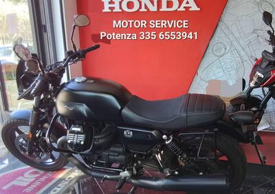Moto Guzzi V7 Stone (2021 - 24) - Annuncio 9836975