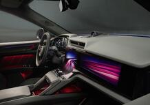 Porsche Cayenne elettrico 2025: interni rivoluzionari con il display più grande di sempre
