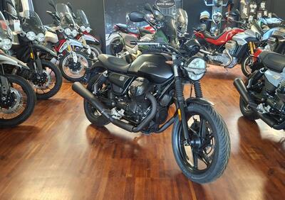 Moto Guzzi V7 Stone (2021 - 24) - Annuncio 9836973