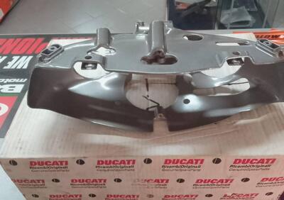 SUPPORTO FANALE ANTERIORE Ducati - Annuncio 9839834