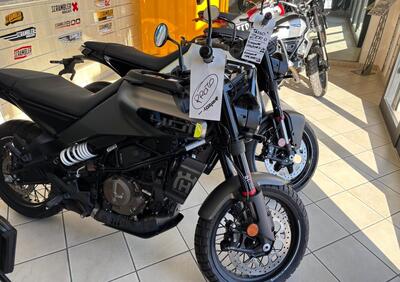 Husqvarna Svartpilen 401 (2024 - 25) - Annuncio 9842705