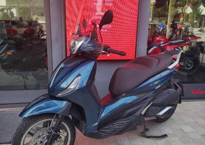 Piaggio Beverly 300 ABS-ASR (2021 - 25) - Annuncio 9843673