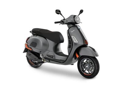 Vespa GTS 300 Hpe Touring (2019) - Annuncio 9844045