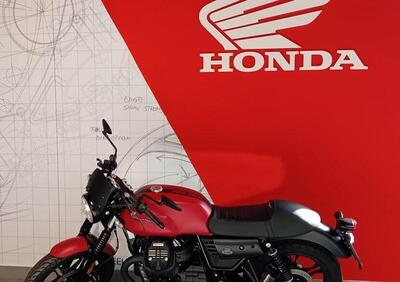 Moto Guzzi V7 III Stone (2017 - 20) - Annuncio 9845190