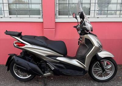Piaggio Beverly 400 ABS-ASR (2021 - 24) - Annuncio 9839532