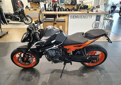 KTM 890 Duke GP (2022 - 23) - Annuncio 9846602