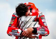 Carlos Sainz Jr. incorona Marc Marquez l'Ayrton Senna della MotoGP